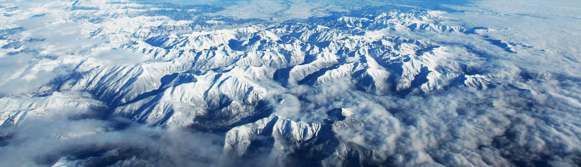 Les Pyrénées vues du ciel