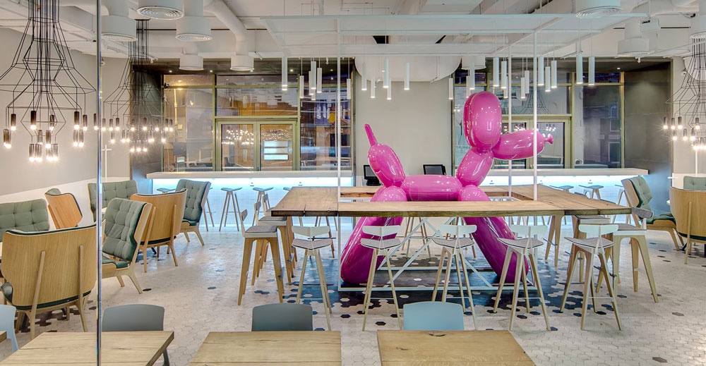 Agencement intérieur d'un restaurant